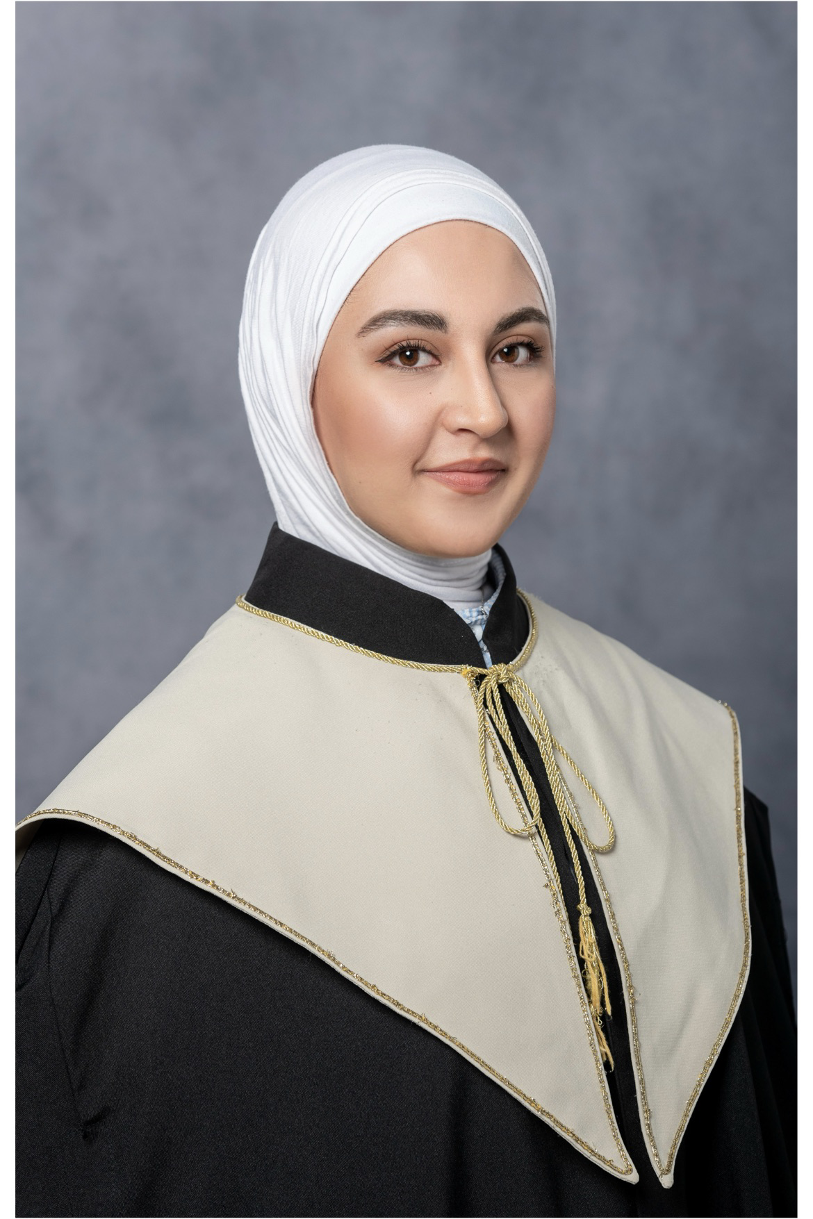 Portrait of physiotherapist Khawla Kanaan